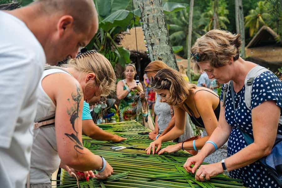 Cap Lazare: Discovery of Seychelles' Traditional Culture - Coconut de-husking and the practical side of Creole culture