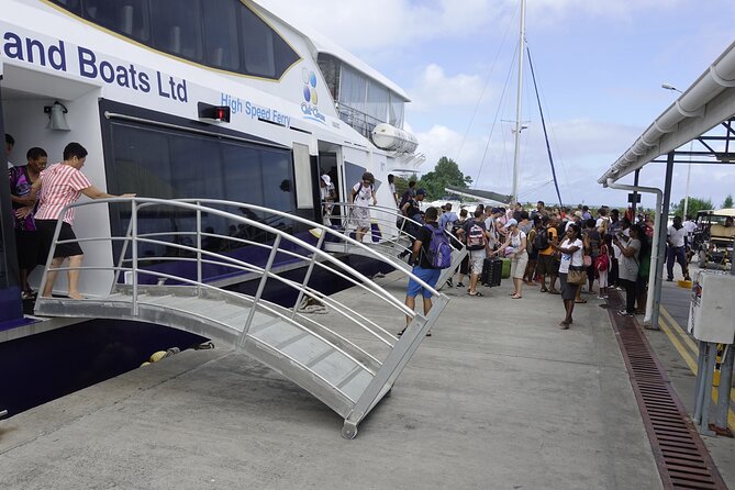 Cat Cocos: Praslin Island to Mahe Island Fast Ferry - Cabin classes and a booking warning