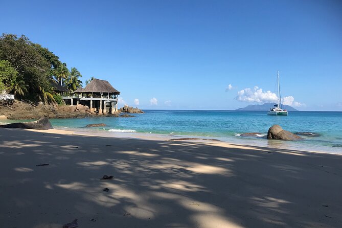 LGBTQIA, we look forward to seeing you | Island tour | Mahé | Seychelles - Mission Lodge and Mahé’s Mountain Views