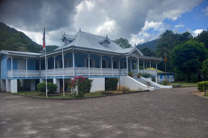 Mahe island Seychelles , unforgettable & adventurous tour - The wider Mahé route and scenic stops