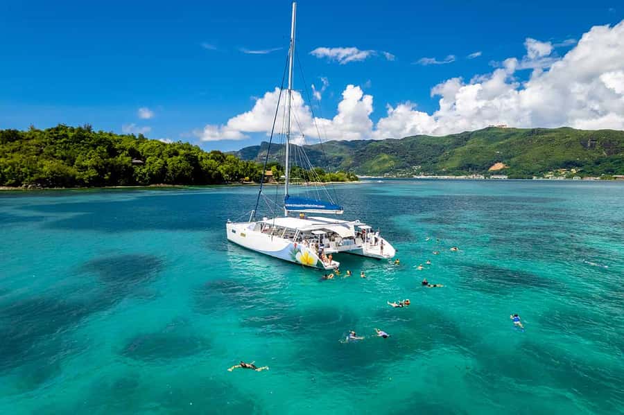 Mahé: Saint-Anne Marine Park and Moyenne Island Cruise - What makes Saint-Anne Marine Park special