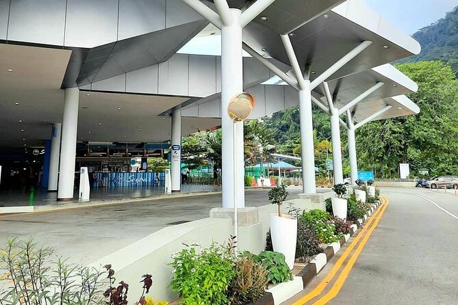 One Way Seychelles Private Airport Transfer - What this Seychelles transfer actually provides