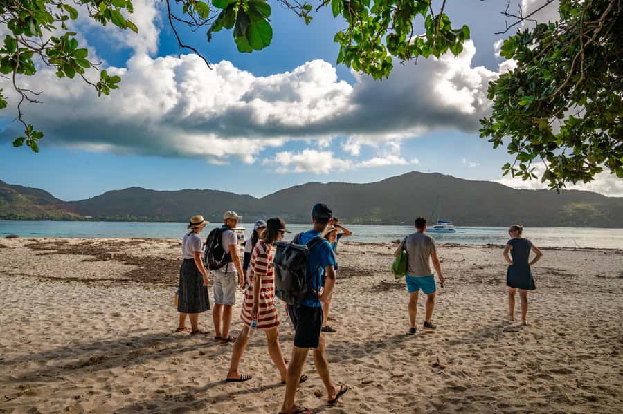 Praslin: Curieuse & St. Pierre Full-Day Boat Trip with Lunch - Returning to Praslin by boat