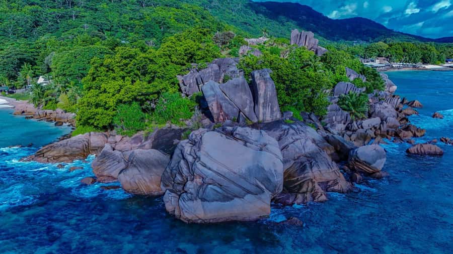 Praslin: Curieuse & St Pierre Island Day Trip with Barbecue - What to pack for this specific outing