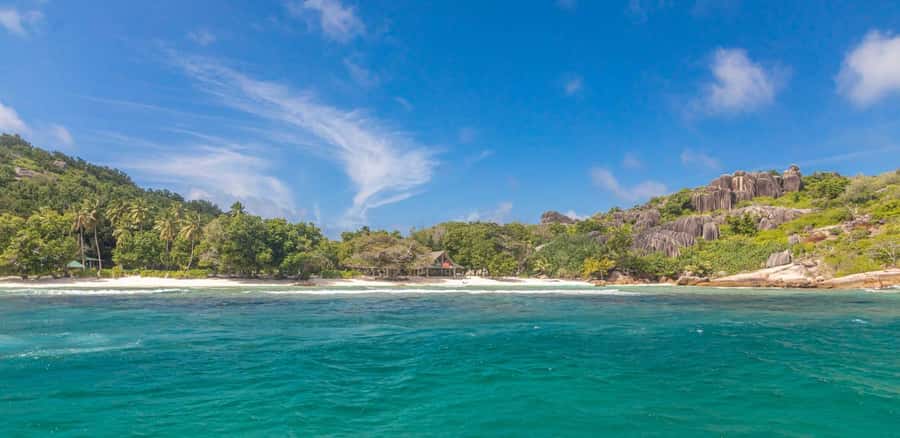 Praslin: Sister & Coco Island Full-Day Cruise and Creole BBQ - The Creole BBQ at noon