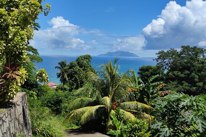 Private Airport Transfers To Somes Hotels ,Ferry,Port - What You Get for $45.36
