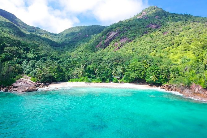 Private Full day Mahé island tour (1-2 persons) - Starting in Victoria and the island’s cultural sights