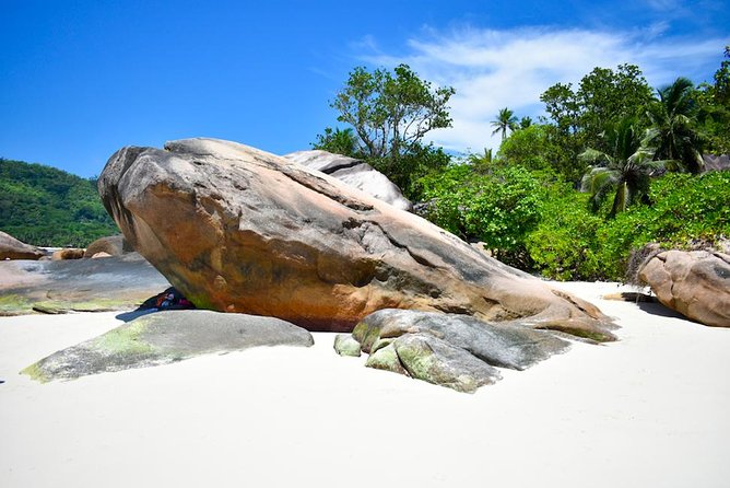 Private Full day Mahé island tour (1-2 persons) - Beaches, swimming, and the famous beach count