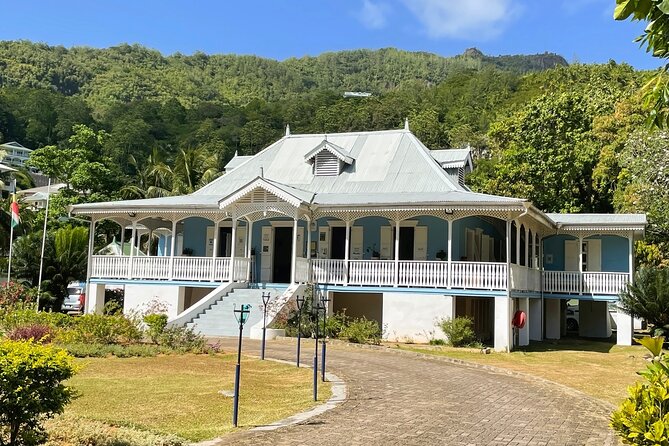 Private full day Mahe island tour 8-10 persons - Lunch Is Flexible, but Not Included
