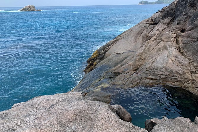 Rock Pool, dreamlike & unique experience | Mahé | Private hike | - Private transport makes a three-hour trip easier
