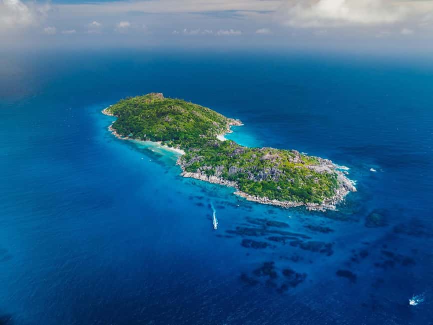 Sister, Coco, and Felicite Island: Seychelles Catamaran Tour - Why this island-hopping day works