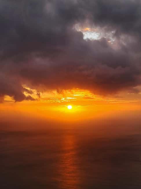 Sunset Explorer! Scenic Mountain Hike in Seychelles - A four-and-a-half-hour outing with a clear purpose
