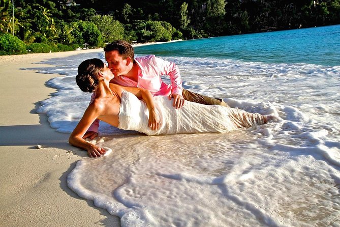 Wedding Photo / Honeymoon Praslin Seychelles - Is $480.64 good value for four people?